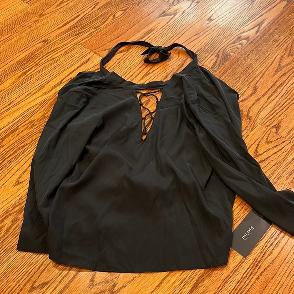 NWT Zara Basic Collection Woman’s Top With Open Back Size S